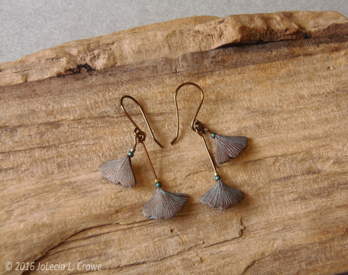 Metallic bronze ginkgo