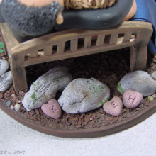 Shirer cake topper detail_back_3972_wc_ws.jpg