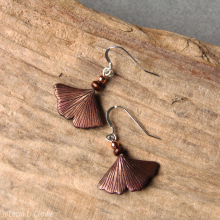 ginkgo_coppery_earrings_wc_416_s.jpg