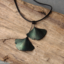ginkgo_green_pendant_410_wc_s.jpg